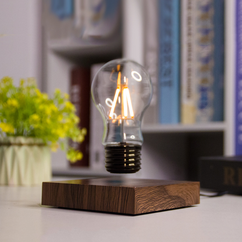Nuova Lampadina Maglev per Cam - Home Office Of Amazon recensione e prezzo