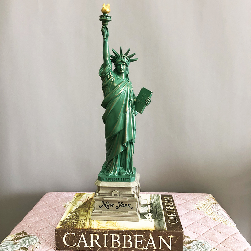Statua della Libertà Modello A - Home Office York recensione e prezzo