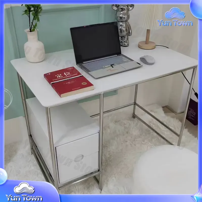 Scrivania Semplice Color Crema - Home Office Of Ikea recensione e prezzo